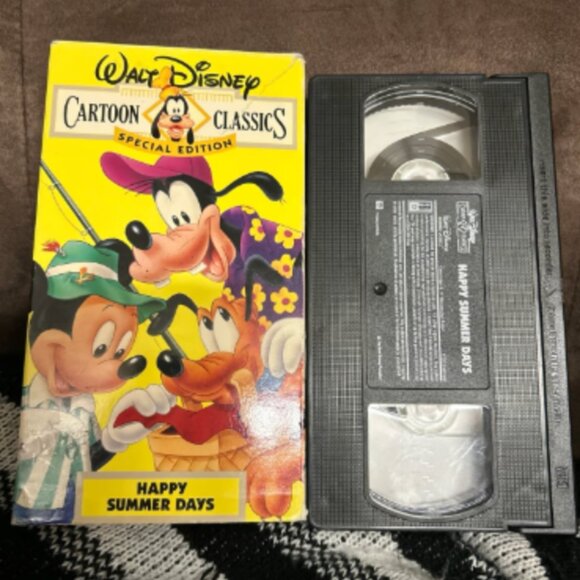 Walt Disney Cartoon Classics Happy Summer Days VHS Mickey Mouse Pluto Goofy - Picture 1 of 2